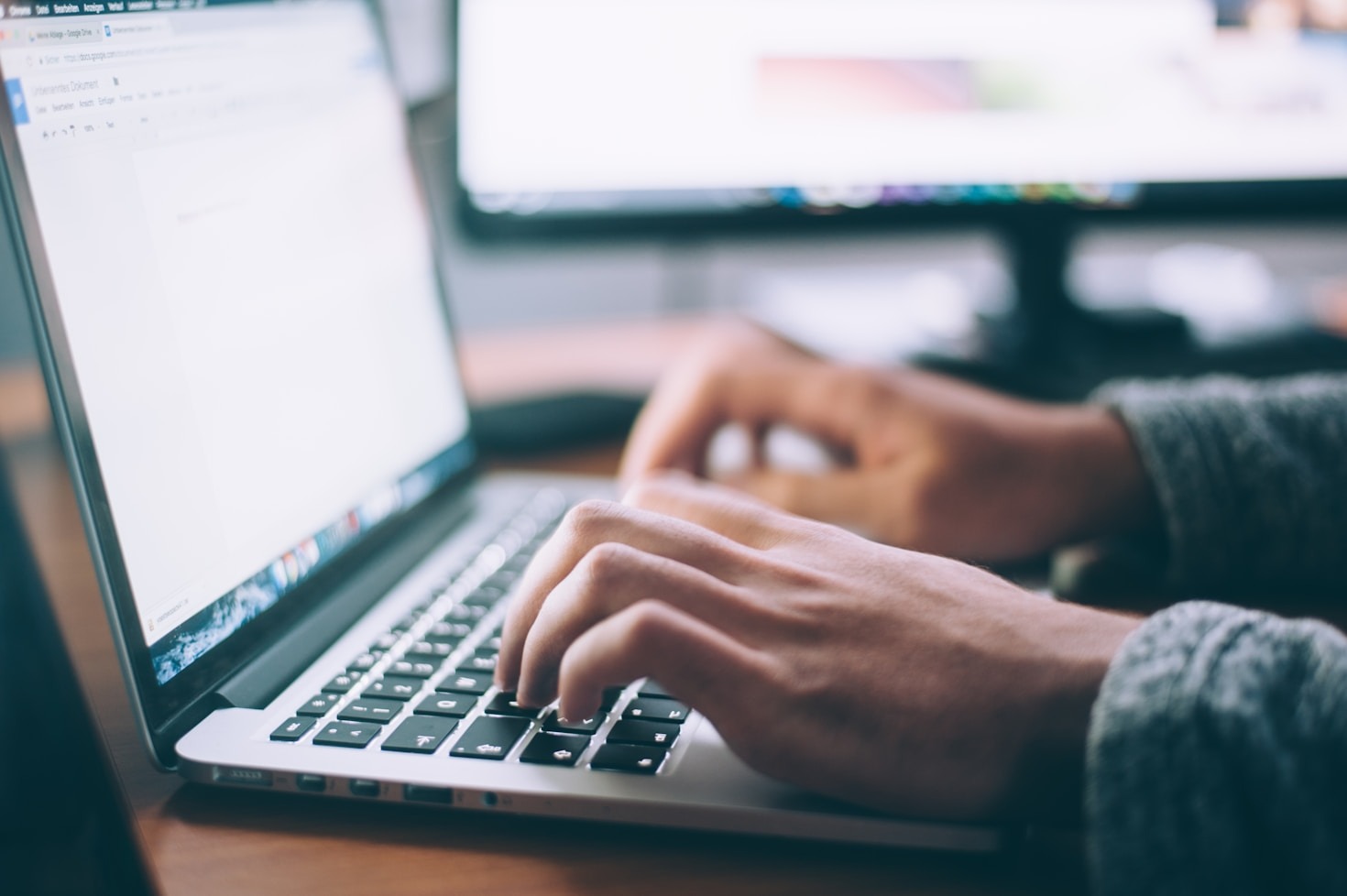 Simplifying Internet Account Management